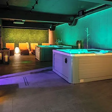Hotel M2 Wellness & 5*